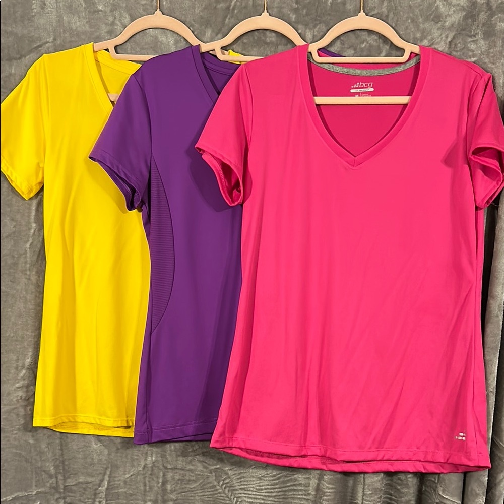 V-neck Fitted Short Sleeve Tees Pink Purple & Yellow Lot Athletic Tops Tees